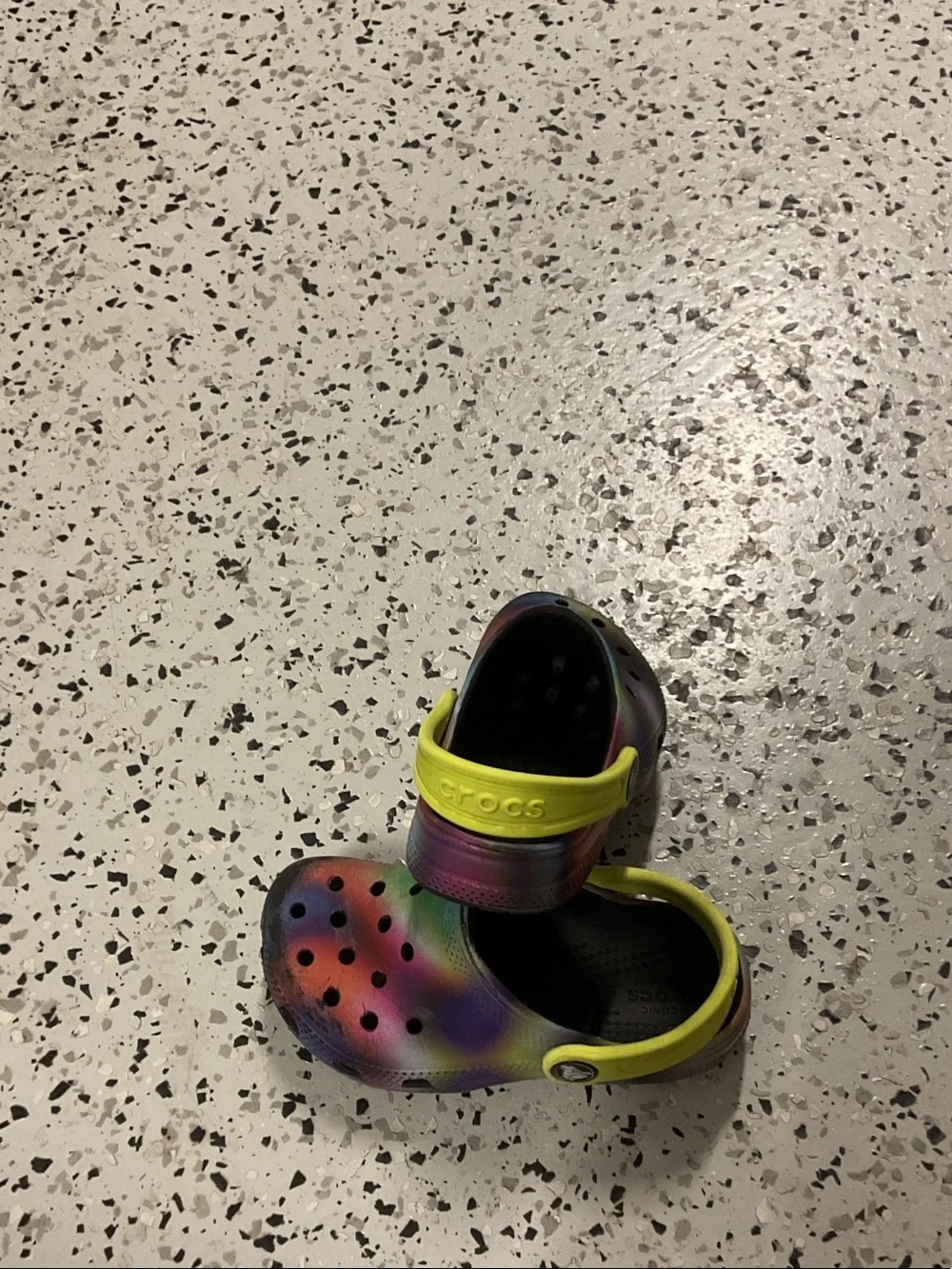 CROCS Kids Tie-Dye Clogs with Yellow Strap 0561
